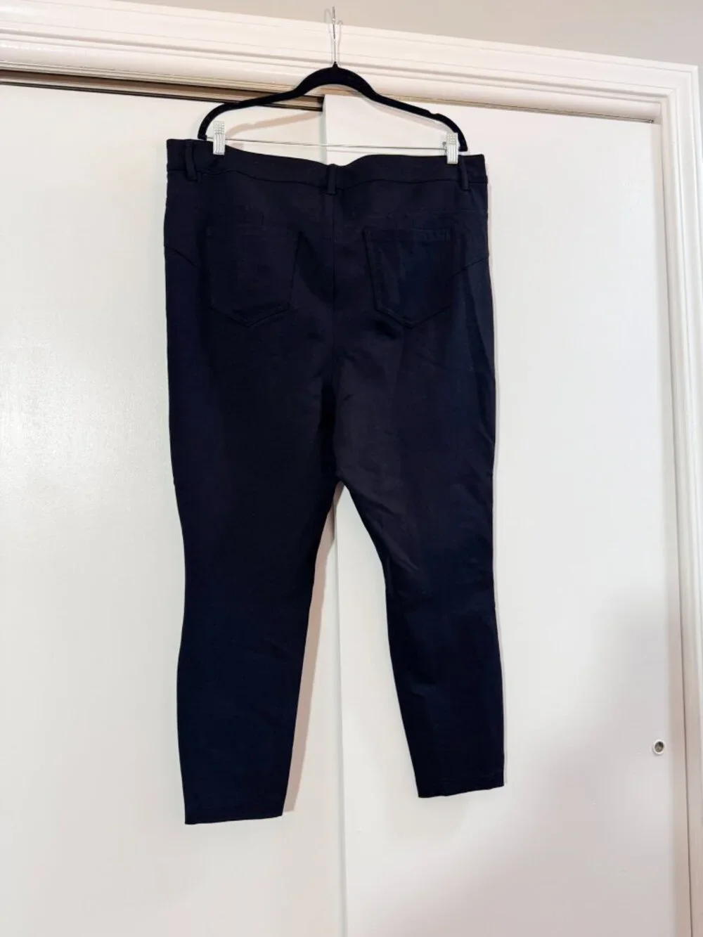 Torrid Studio Bombshell Skinny Ankle Pant size 20 tall